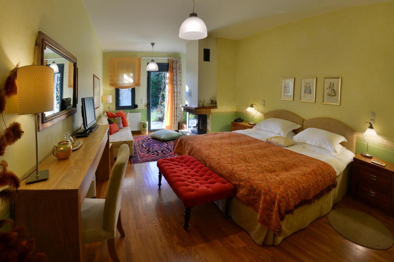 Astra hotel Kastanéa Esterno foto